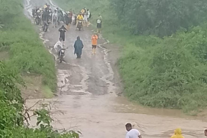 Consecuencias. Inundación en Posorja tras últimas lluvias.