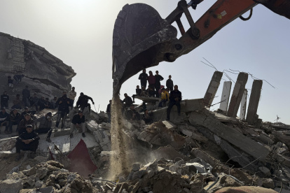 El 29 de octubre de 2024, Israel bombardeó un edificio residencial de Beit Lahia, en el norte de Gaza, y acabó con la vida de 200 miembros de la familia Abu Naser, que se refugiaban allí.