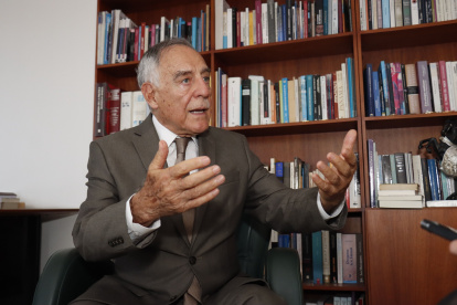 Paco Moncayo, exalcalde de Quito, considera que la propuesta del Ejecutivo, sobre las reformas al Cootad, pueden mejorarse.