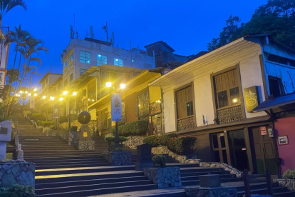 El cerro Santa Ana es uno de los lugares más turísticos, icónicos e históricos de Guayaquil, pero no ha estado exento de hechos violentos.