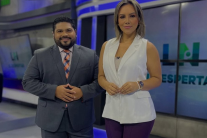 Allyson Carrillo junto a Adrián Contreras.