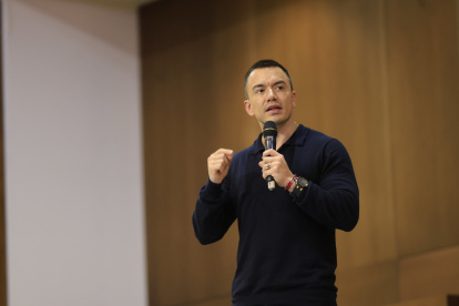 Daniel Noboa abordó su agenda internacional y seguridad en entrevista radial.