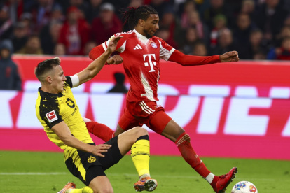 El extremo francés Michael Olise comandará la ofensiva del Bayern.