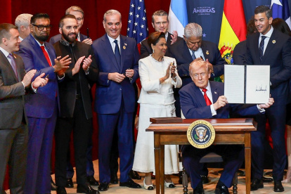 Daniel Noboa asistió a la firma de la nueva coalición militar que firmó Donald Trump, durante la cumbre 'Escudo de las Américas'.