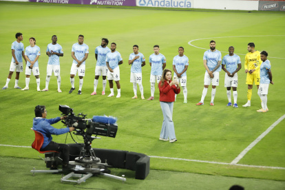 Universidad Católica acudió la semana pasada al estadio Rodrigo Paz Delgado para cumplir con el reglamento, pese a conocer que Emelec no se presentaría.