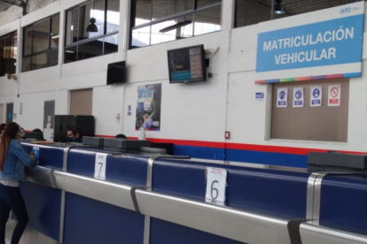 La Agencia Metropolitana de Tránsito reactiva los trámites de matriculación vehicular en Quito