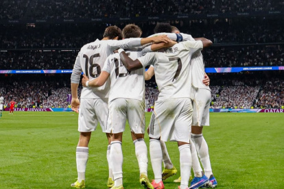 Real Madrid recibe a Manchester City en los octavos de final de Champions League.