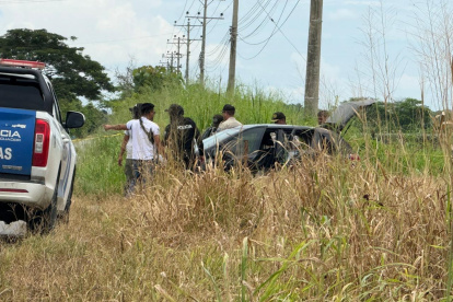 Las cinco víctimas fueron asesinadas al interior de un vehículo.