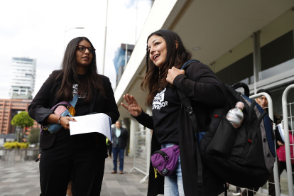 Amanda y Tamia Villavicencio, hijas de Fernando Villavicencio, esperan justicia por el crimen del político y periodístca.