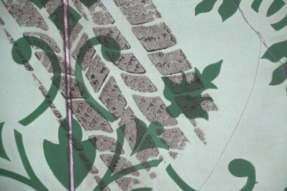 Según la muestra, el paisaje urbano y rural queda marcado en la "caligrafía del caucho"  que genera el neumático.