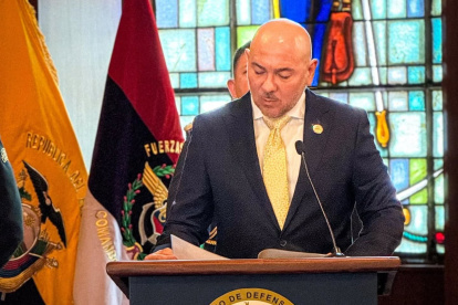 La asambleísta Mónica Palacios dijo que presentará una solicitud de juicio político en contra del ministro de Defensa, Gian Carlo Loffredo, por el caso de los niños de Las Malvinas.