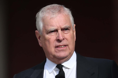El príncipe Andrés, cuestionado por el presunto uso de fondos públicos en viajes y tratamientos personales.