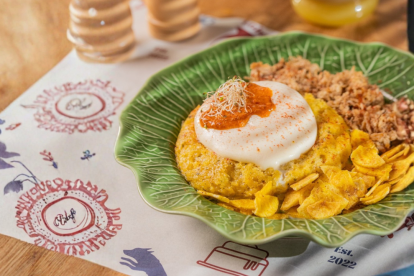 Lobo de Bosque ofrece su plato estrella: el tigrillo burrata.