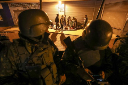 Los militares tomarán el control de las calles durante el toque de queda