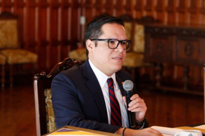 José Julio Neira expuso los nuevos controles en contratación estatal y lavado de activos.