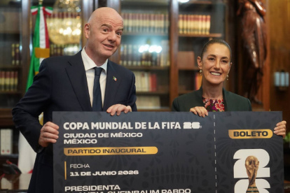 Gianni Infantino, titular de la FIFA, y la presidenta mexicana, Claudia Sheinbaum, confirmaron a México como sede.