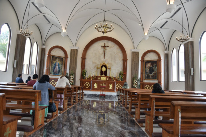 La Capilla de Adoración Perpetua Santa Clara de Asís celebró su primer aniversario, consolidándose como un espacio de fe activa y transformación espiritual en Daule.