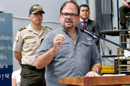 El ministro Reimberg adelantó que el toque de queda, inicialmente previsto por 15 días, podría extenderse.