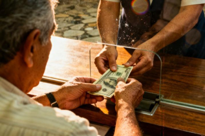 El bono es exclusivamente para las personas en delicada situación económica.