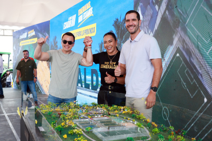 El presidente también estuvo acompañado de la prefecta de Esmeraldas, Roberta Zambrano