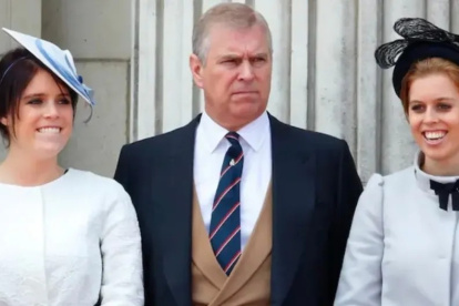 Andrés con sus hijas,