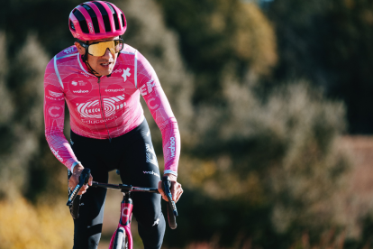 Richard Carapaz durante un entrenamiento.