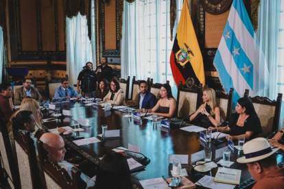 El Concejo cantonal de Guayaquil aprobó una resolución para rechazar las reformas al Cootad, que condiciona parte de las transferencias estatales al cumplimiento de metas de inversión por parte de los Gobiernos Autónomos Descentralizados.