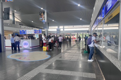 Terminal. La seguridad del recinto se refuerza con vigilancia privada y un sistema de monitoreo 24/7. Tiene más de tres meses.