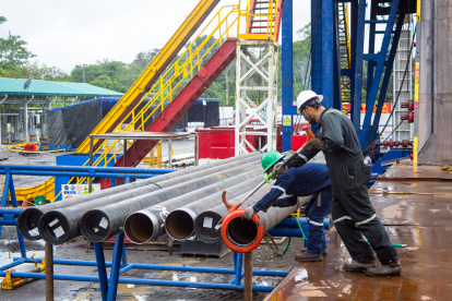 Trabajos que se realiza Petroecuador en el campo Pucuna.