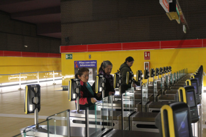 Usuarios del transporte municipal podrán pagar con un sistema unificado el Metro, Trolebús y Ecovía desde abril.