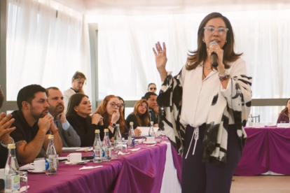 La nueva presidenta de ADN, Cynthia Gellibert, se reunió con los directores provinciales de la organización política.