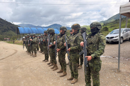 El anuncio de un nuevo toque de queda para Guayas, Los Ríos, Santo Domingo de los Tsáchilas y El Oro, del 15 al 30 de marzo, reabrió un debate.