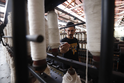 En sus décadas de apogeo, en la fábrica llegaron a trabajar hasta 1.900 obreros en turnos que cubrían las 24 horas.