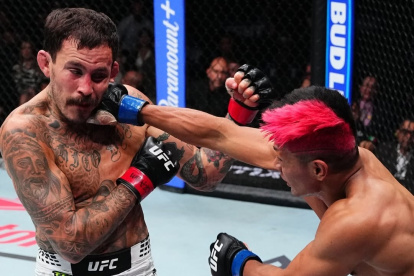 Chito (i) perdió ante ante David Martínez por decisión unánime de los jueces con tarjetas de 29-28, 29-28, 29-28.