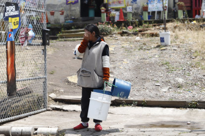 Referencia. El Municipio de Quito informó sobre la suspensión temporal del servicio de agua potable en varios sectores del sur.