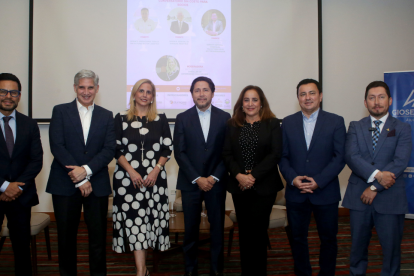 Ricardo Valero, Jaime Solórzano, Jimena Babra, Jorge Morales, Aránzuzu de Maldonado, Luis Díaz y Patricio Rodríguez.