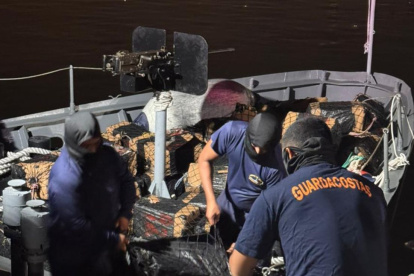 Un cargamento de aproximadamente 1,6 toneladas de sustancias sujetas a fiscalización fue localizado en alta mar.