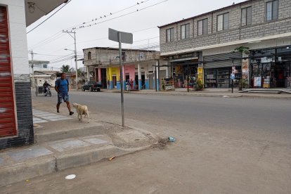 En la esquina de la avenida 15 de agosto, asesinaron a dos jóvenes