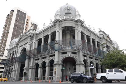 Cootad pondría en riesgo a funcionarios municipales de Guayaquil, según la alcaldesa (s).