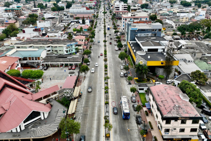 Esta es una de las arterias más importantes del norte de Guayaquil.