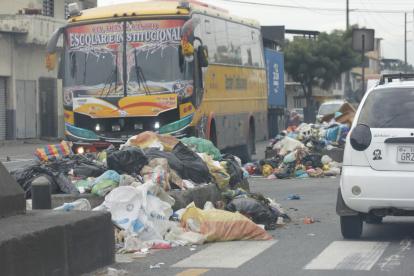 El servicio de recolección en Guayaquil registra una reducción del 20% debido a las actuales restricciones nocturnas.