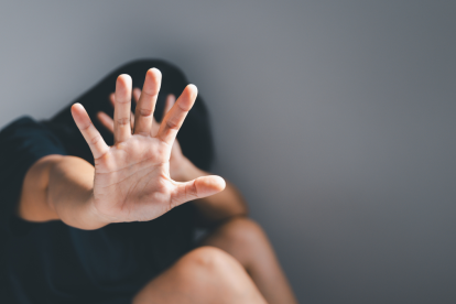 Referencial.Una mujer trans resultó herida tras una agresión en España; cinco personas fueron detenidas por el ataque