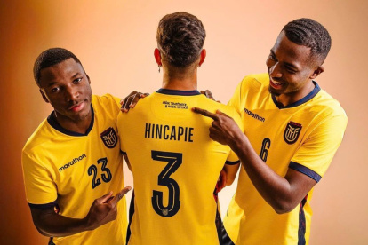 Caicedo, Hincapíe y Pacho figuras de Ecuador.