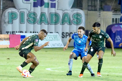 Orense y Macará serán protagonistas en el repechaje de la Copa Sudamericana 2026.
