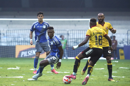 Barcelona SC y Emelec se alistan para disputar el primer Clásico del Astillero del 2026.