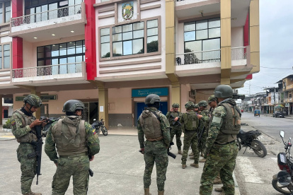 Se desconoce hasta cuándo estarán los militares en Salitre, que ha registrado ocho asesinados en doce días.