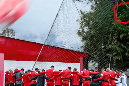 Técnico Universitario busca su primera victoria ante Libertad en Ambato.