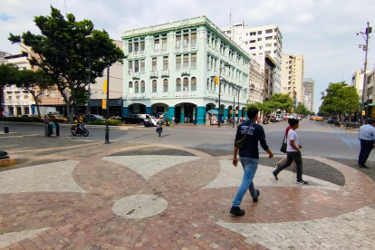 Los exteriores del parque lucieron sin mayores novedades.