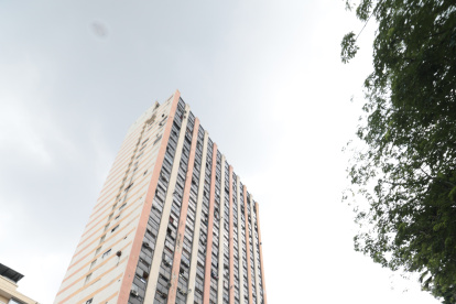 El Fórum está en José Vélez entre Pedro Moncayo y Seis de Marzo, frente a la plaza del Centenario, en el centro de Guayaquil.