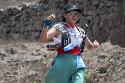 Yanna Guillín representa a Ecuador en competencias internacionales de resistencia